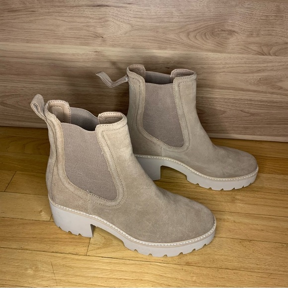 Dolce Vita Hawk H2O Waterproof Chelsea Boot in Mushroom Suede - Size 9.5 - Picture 2 of 9